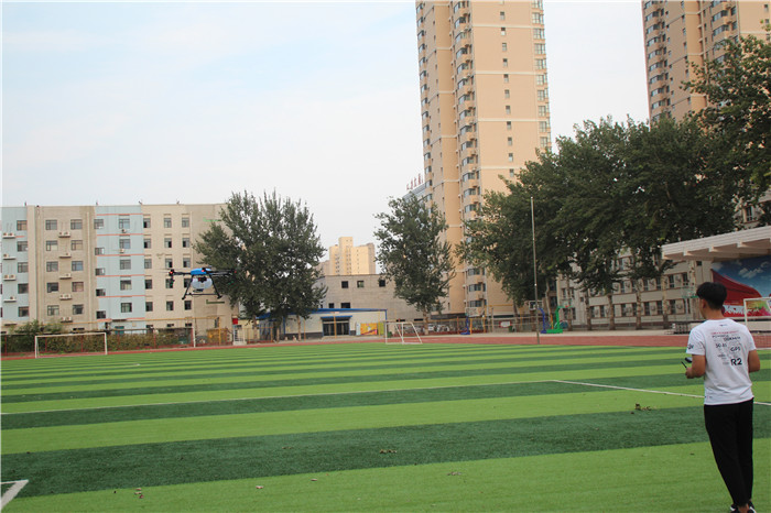 1564731852680358.jpg 河北智飛極農(nóng)無人機(jī)科技|保定ASFC無人機(jī)駕駛員培訓(xùn)考證|打藥撒藥噴藥植保無人機(jī)